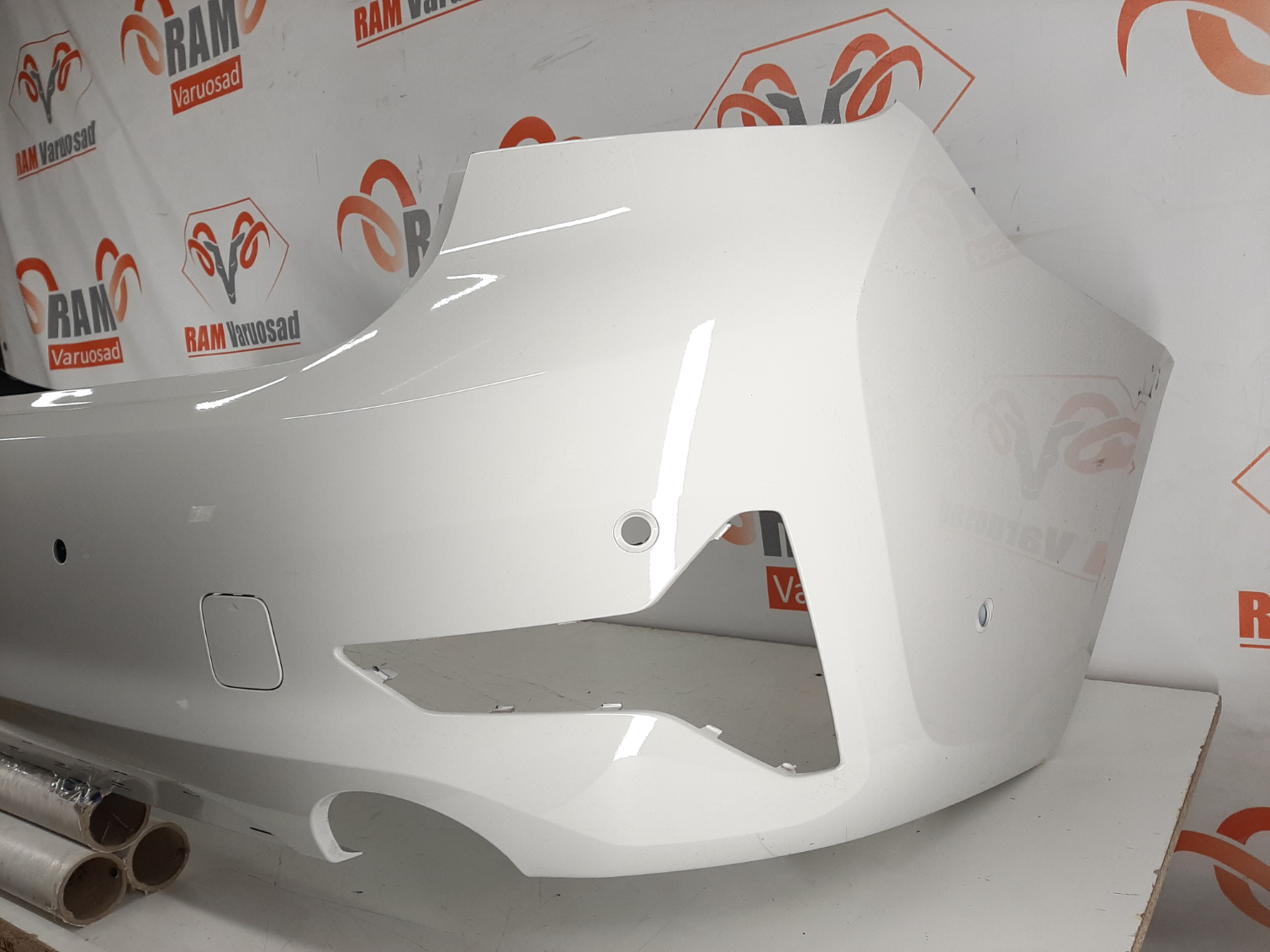 BMW 3 G20 2018- tagastange / rear bumper - pilt 3