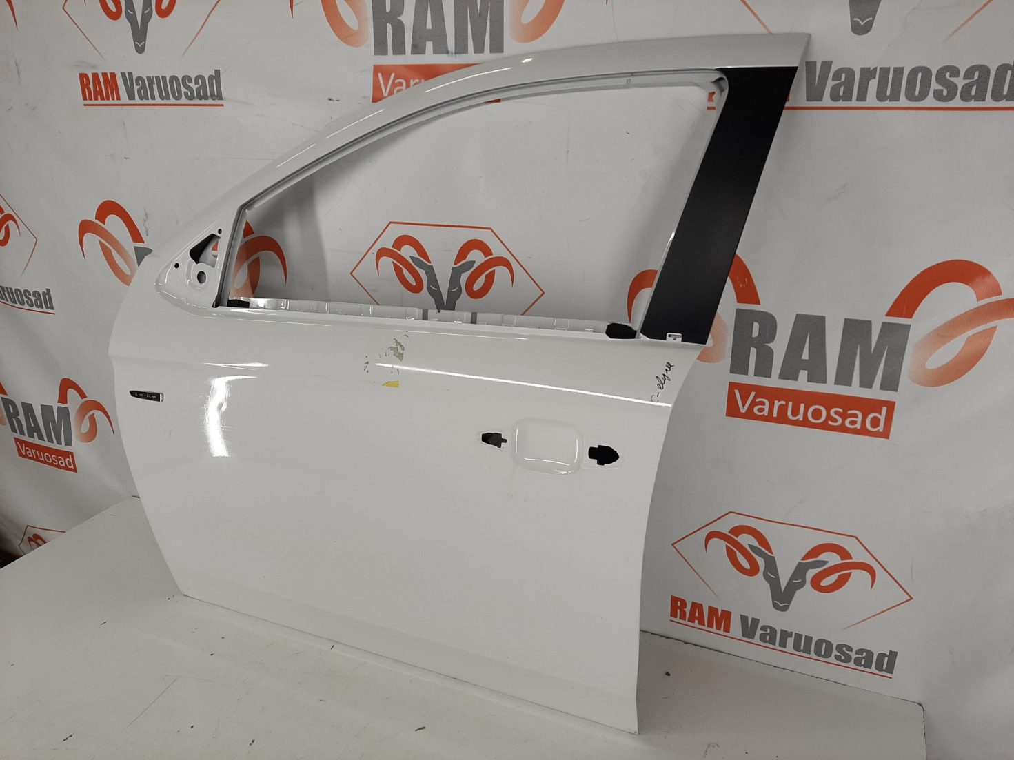 CITROEN C-Elysee 2012- esiuks / front doors - pilt 3