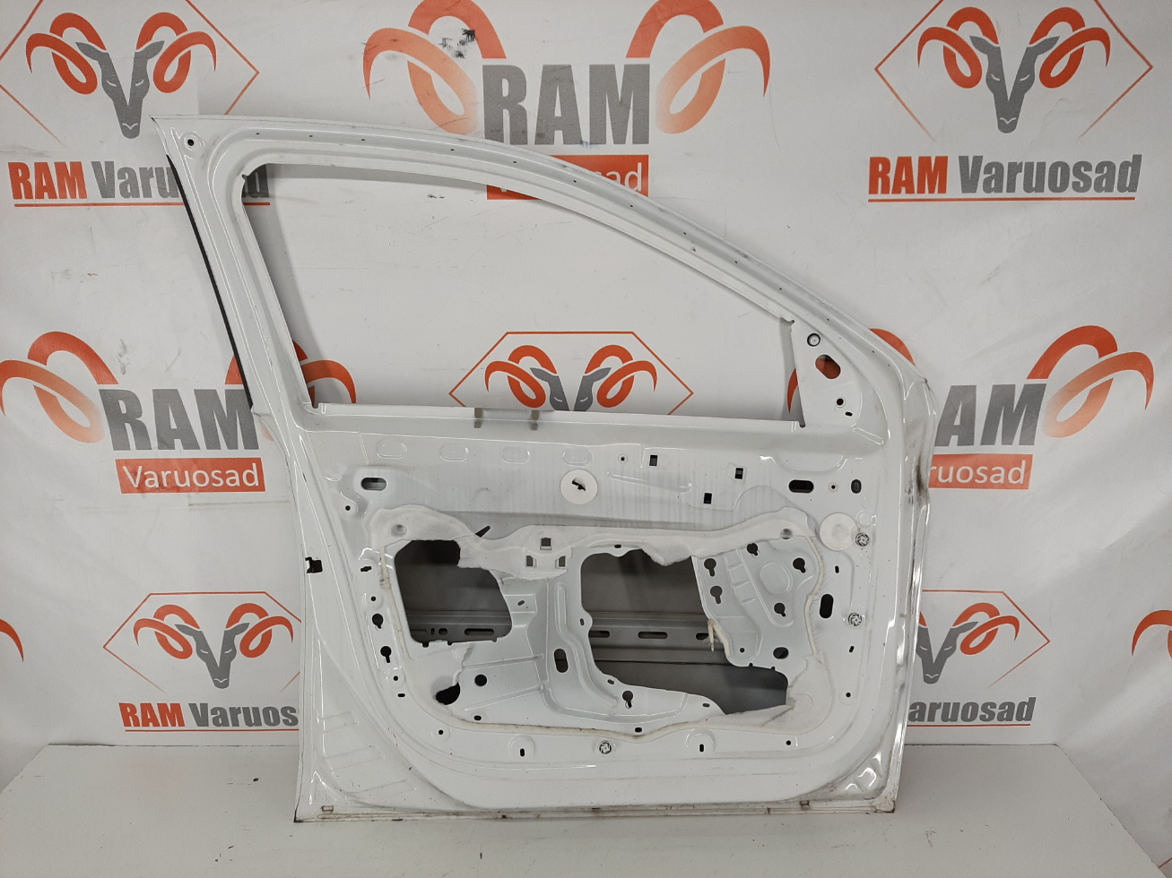 CITROEN C-Elysee 2012- esiuks / front doors - pilt 4