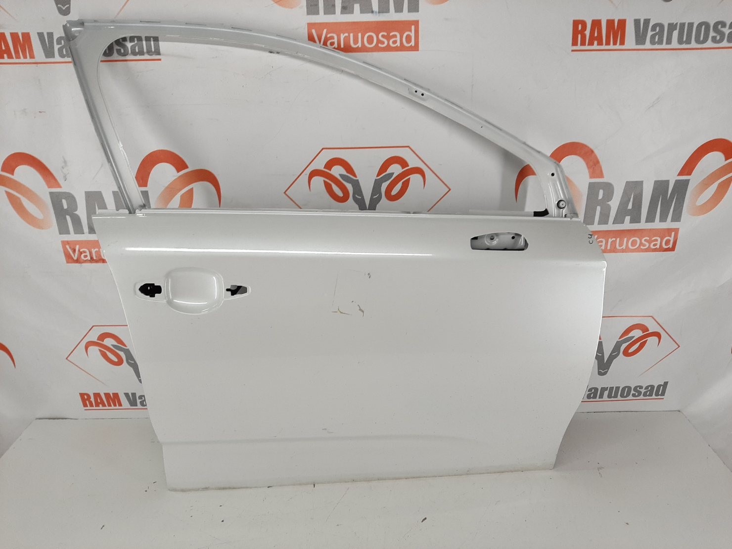 CITROEN C4 2010-2018 esiuks / front doors