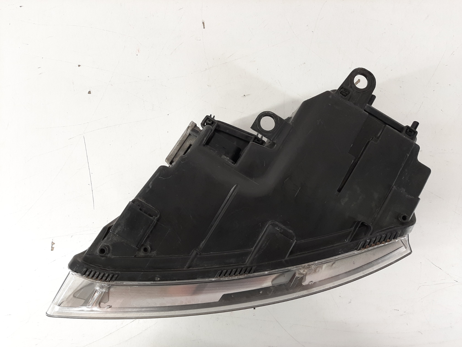 Audi A8 D3 FL 2007-2009 esituli / headlight - pilt 4
