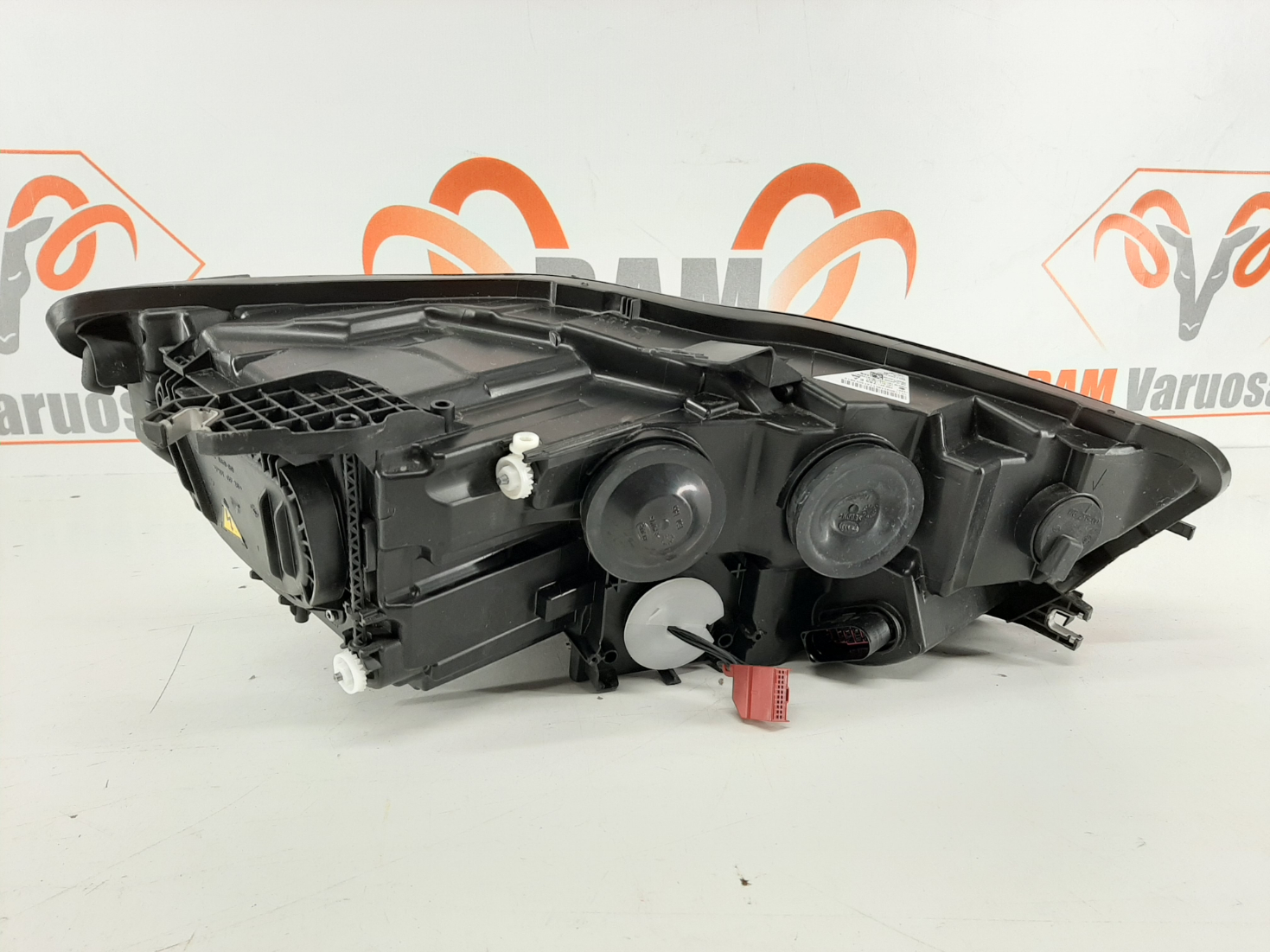 Audi A6 C7 2011-2015 esituli / headlight - pilt 3