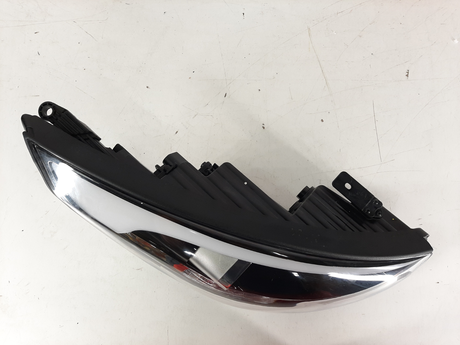 Hyundai ix35 FL 2014-2017 esituli / headlight - pilt 2