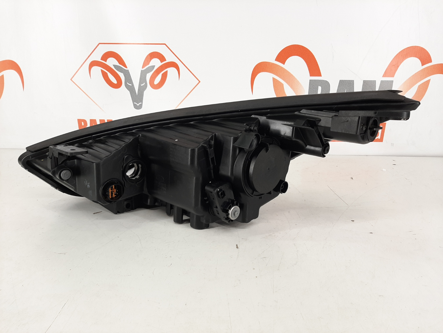 Hyundai ix35 FL 2014-2017 esituli / headlight - pilt 3