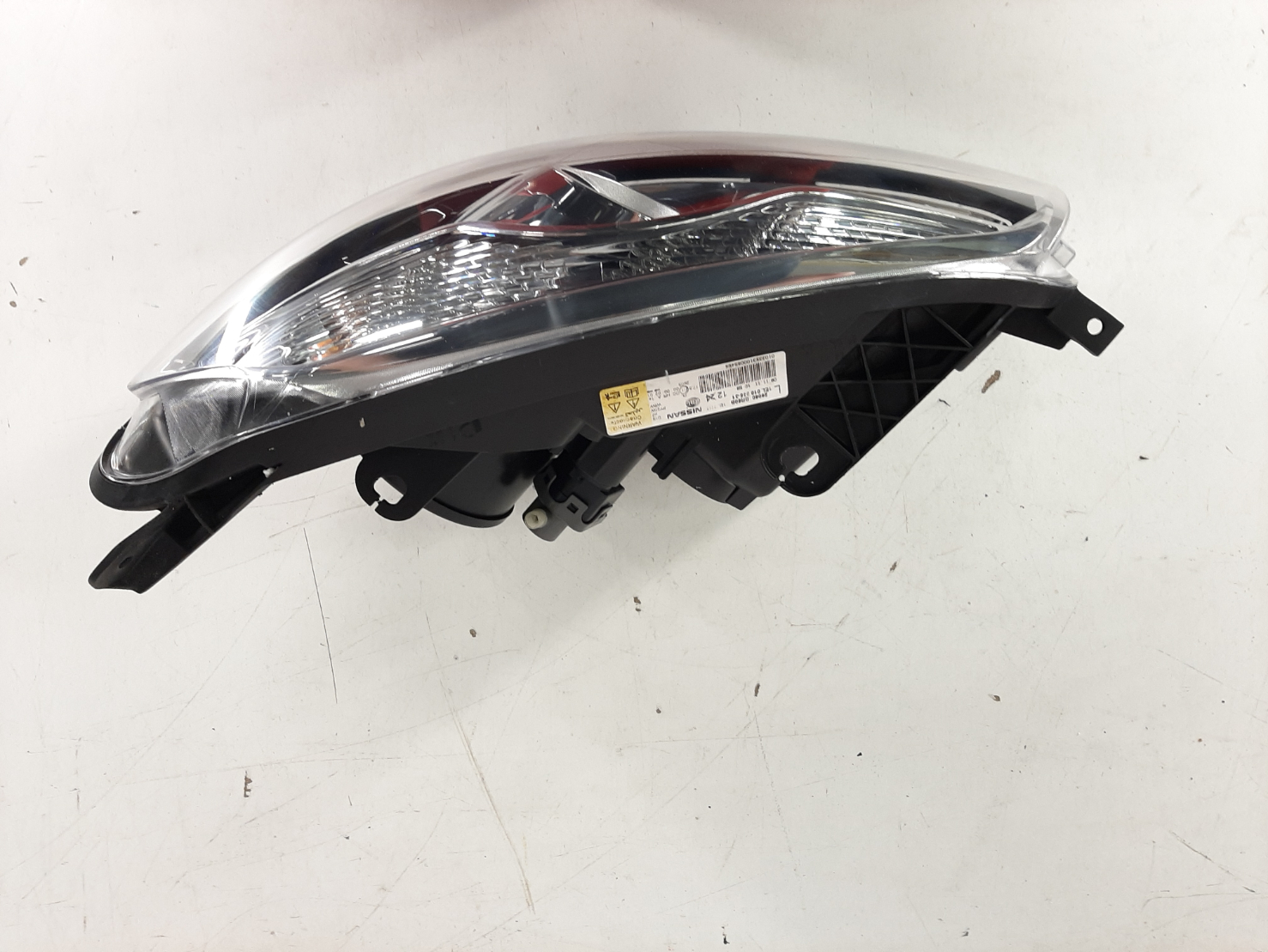 Nissan Qashqai 2010-2012 esituli / headlight - pilt 2