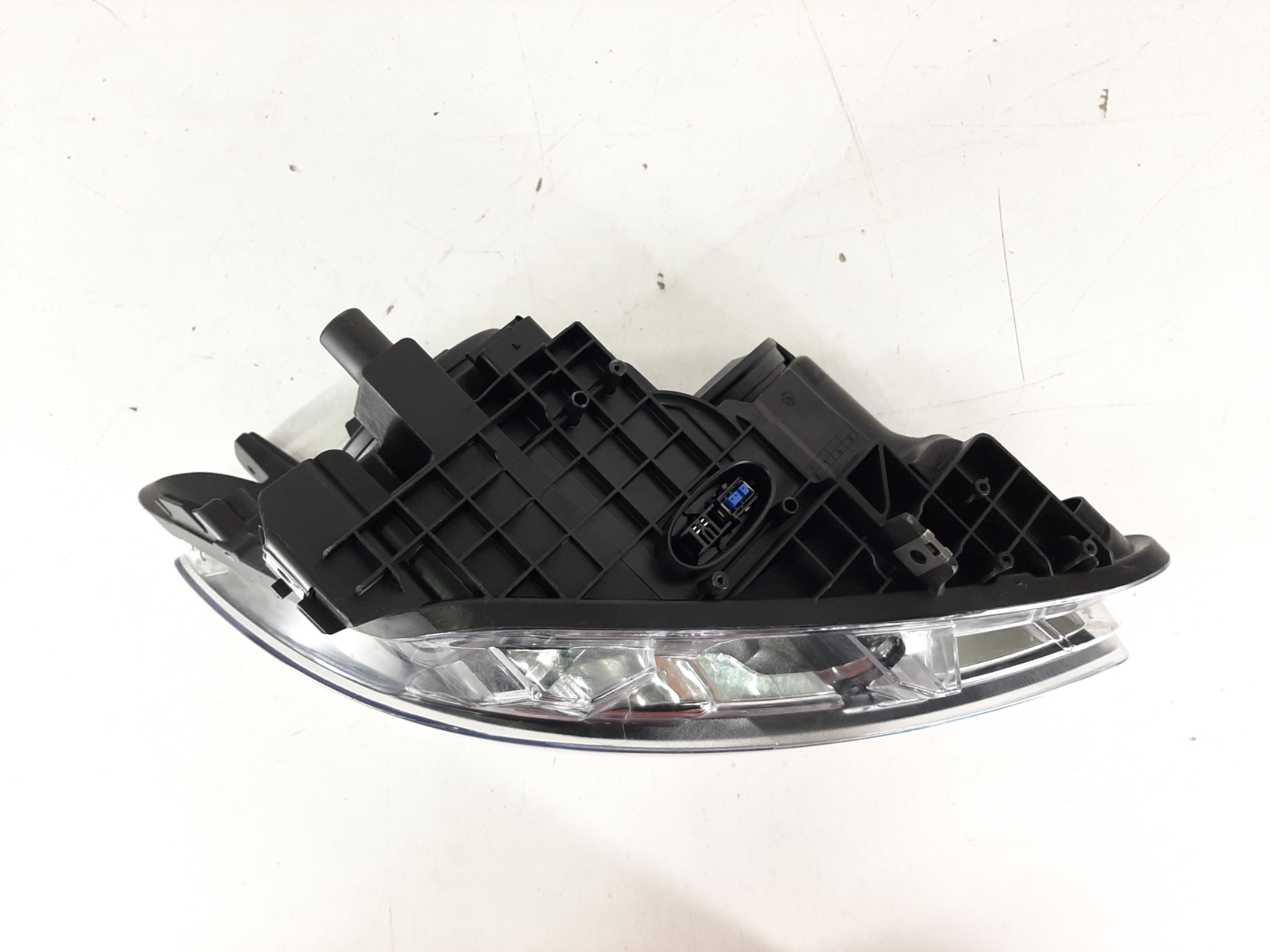 Nissan Qashqai 2010-2012 esituli / headlight - pilt 4