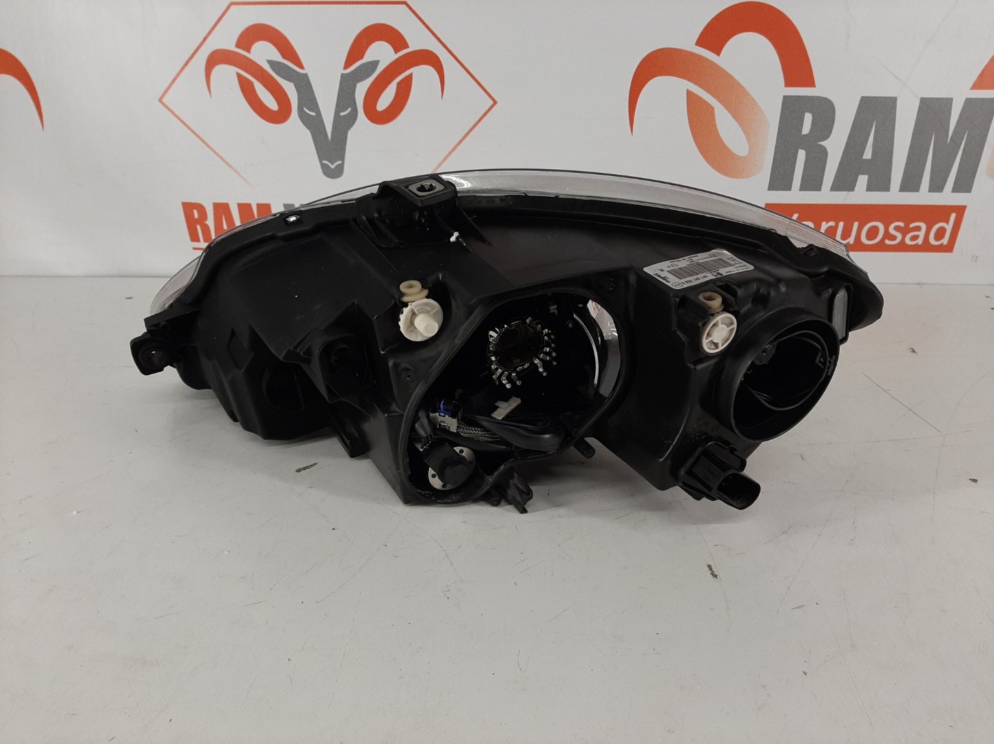 Seat Leon 2005-2012 esituli / headlight - pilt 3