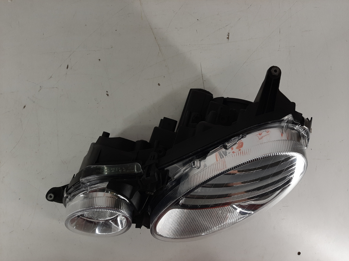 Mercedes E-class W211 FL 2006-2009 esituli / headlight - pilt 2