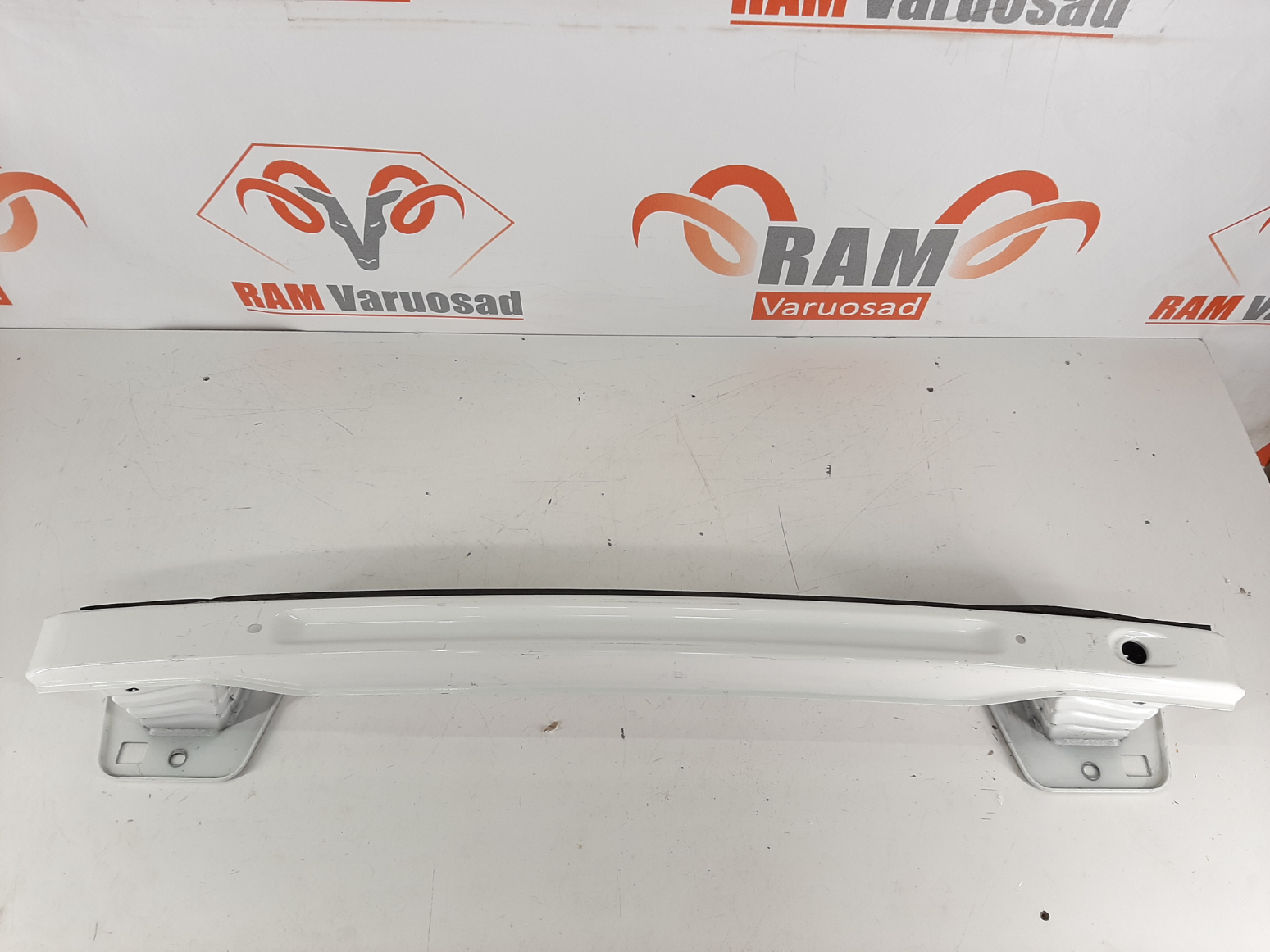 Opel Combo D 2011–2017 tagatala / rear support