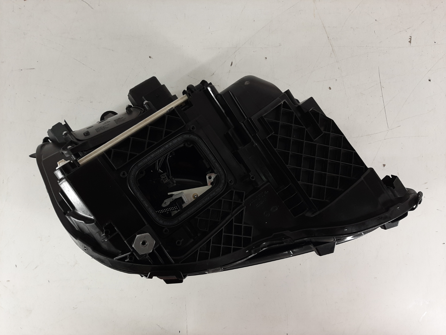 Mercedes E-class W212 2013–2016 esituli / headlight - pilt 4