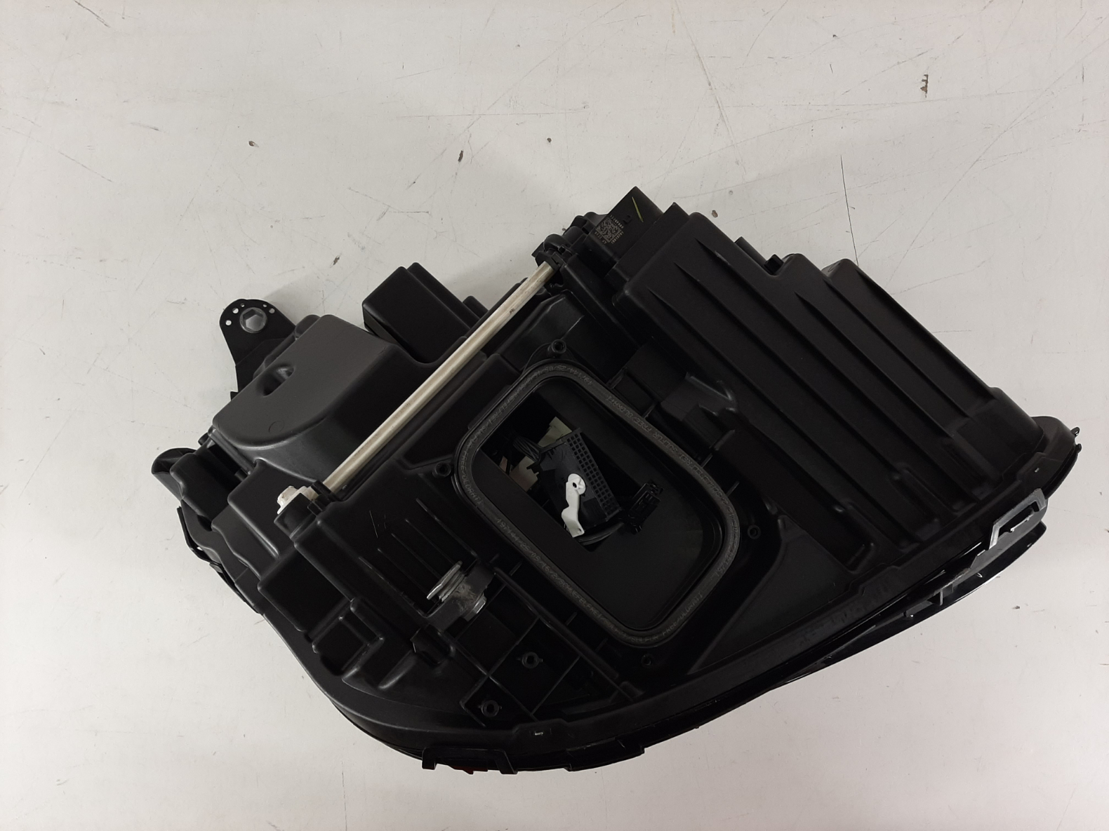Mercedes E-Class W213 2017- esituli / headlight - pilt 4