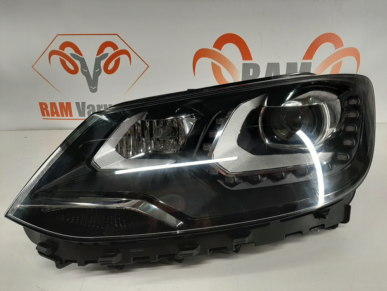 VW Sharan 2010-2015 esituli / headlight