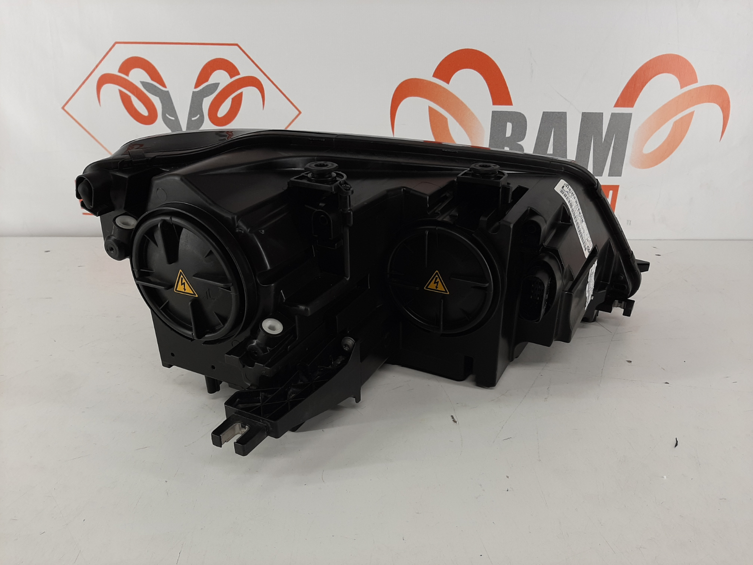 VW Sharan 2010-2015 esituli / headlight - pilt 3