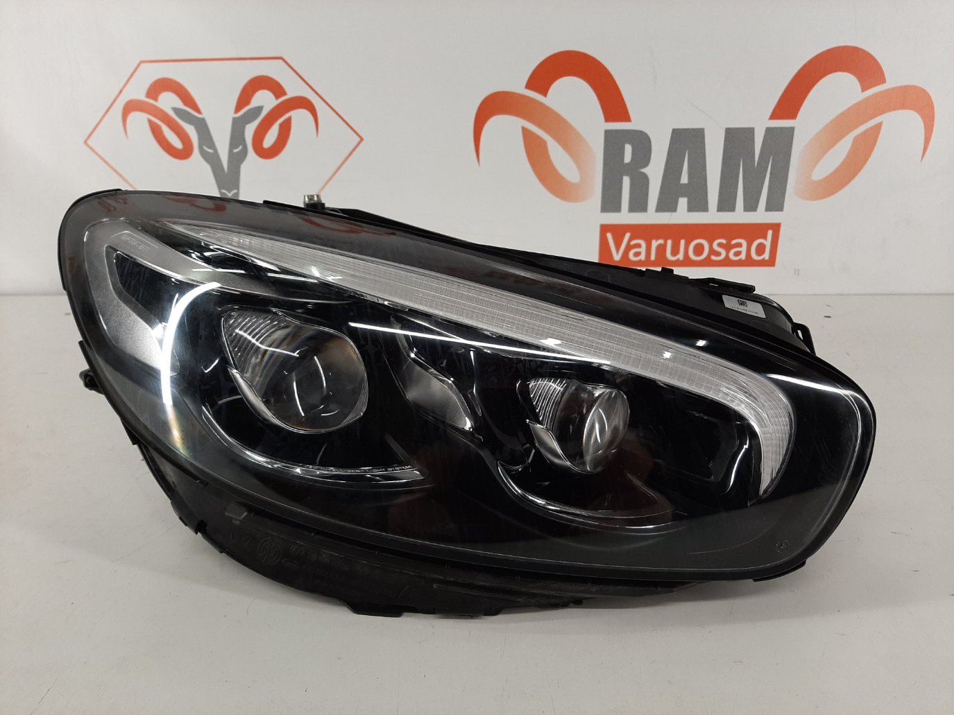 Mercedes SL W231 2018- esituli / headlight