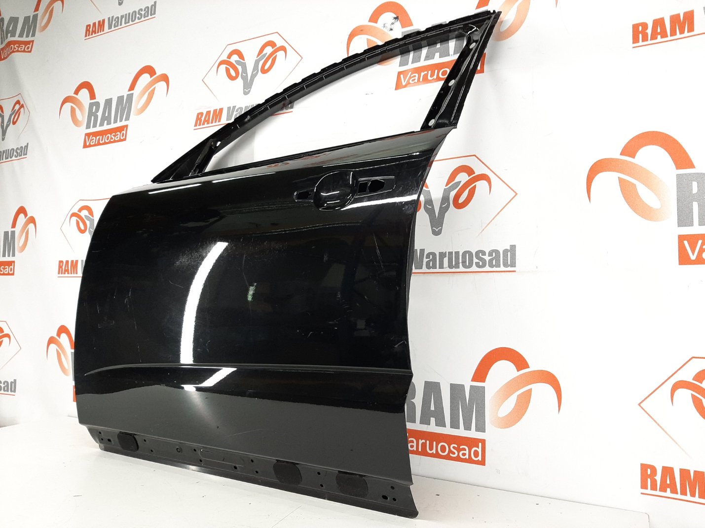 Jaguar F-Pace 2016- esiuks / front doors - pilt 3