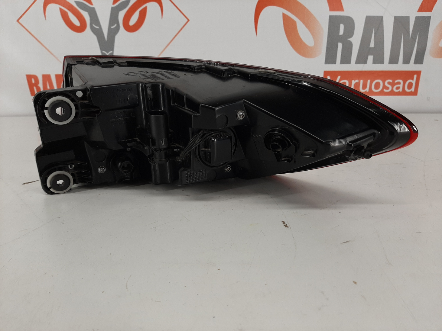 Audi A8 D5 2018- tagatuli / rear light - pilt 2