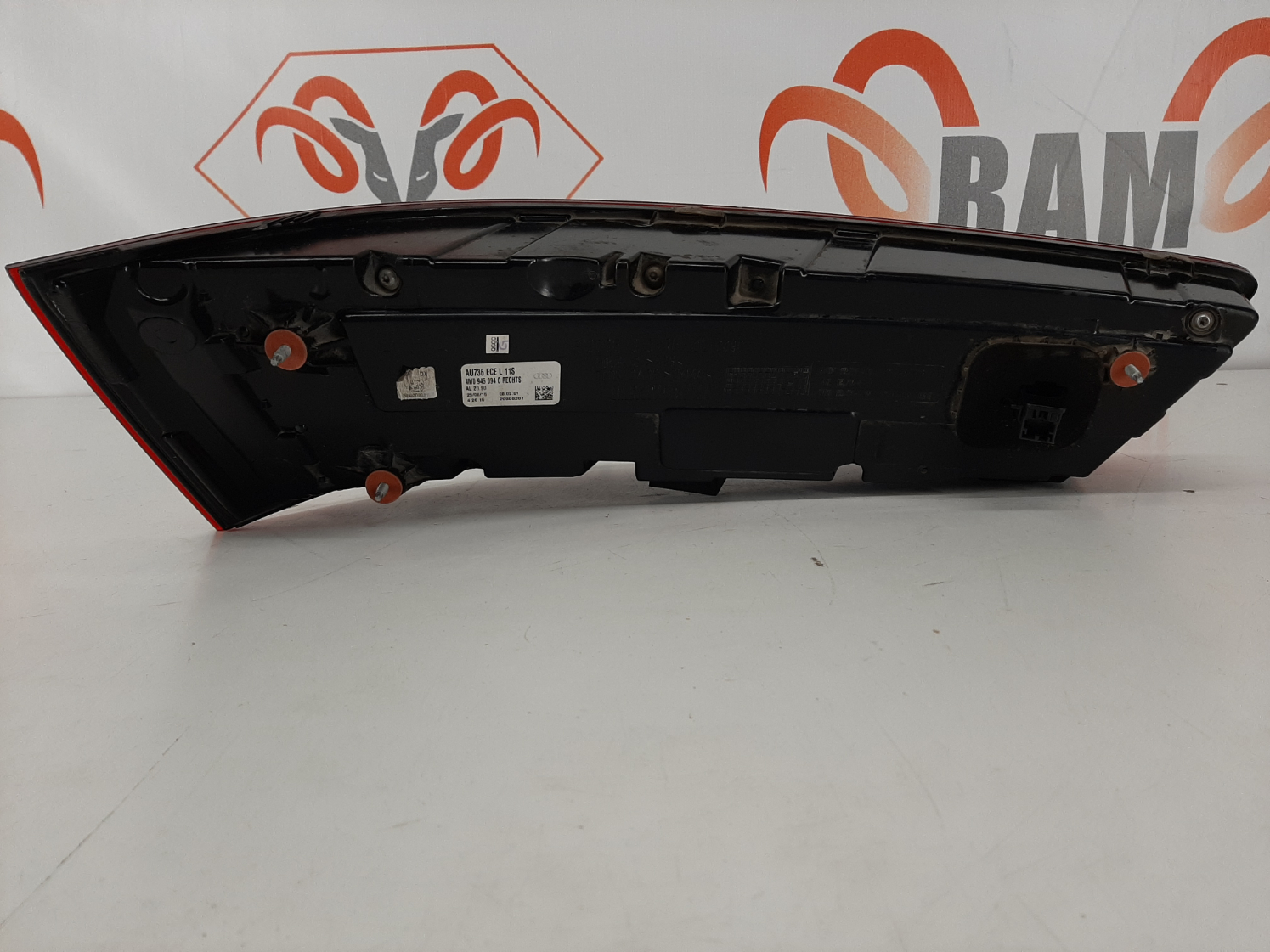 Audi Q7 2015- tagatuli / rear light - pilt 2