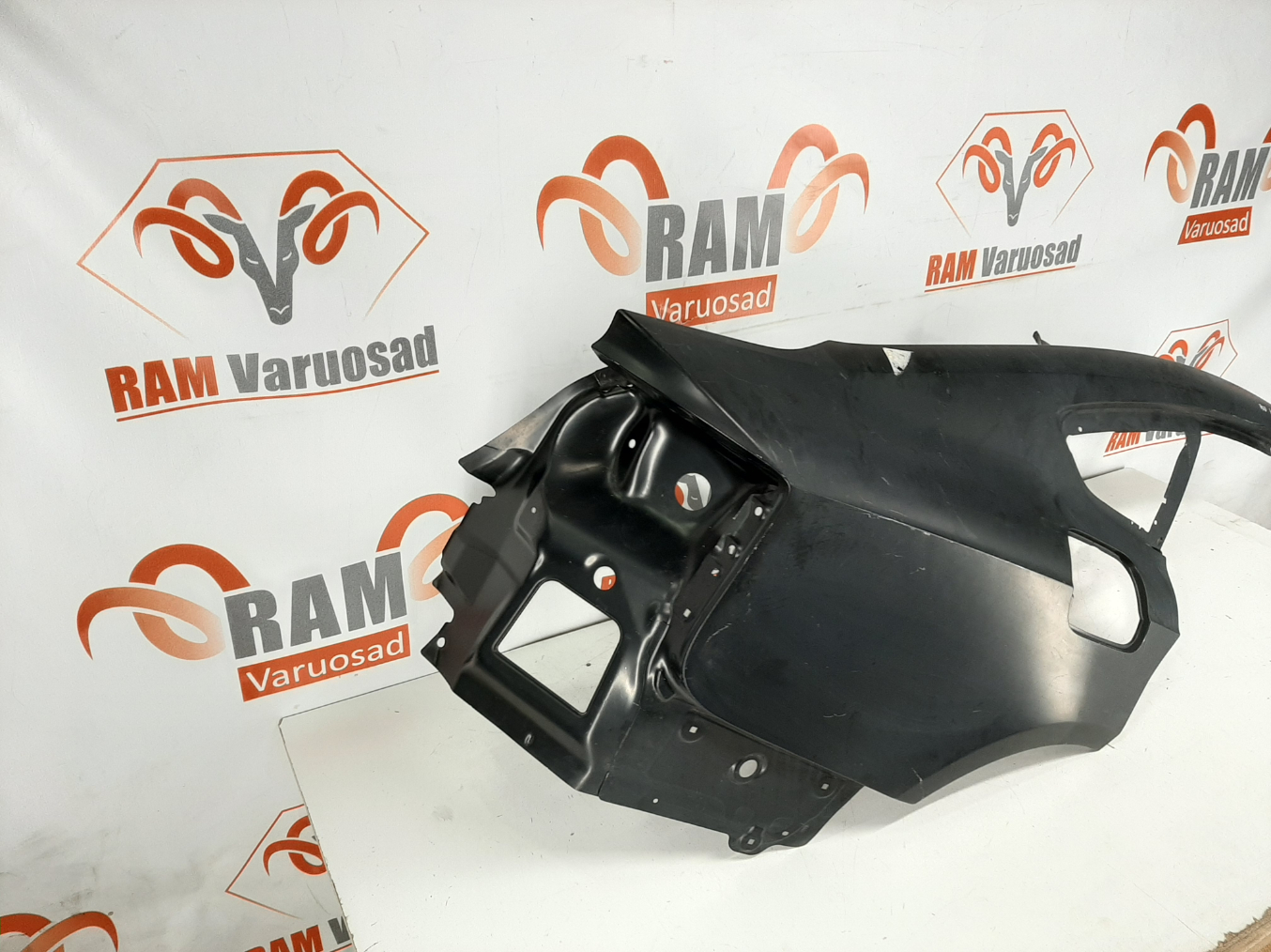 Audi A5 Sportback 2007–2016 tagatiib / rear fender - pilt 2