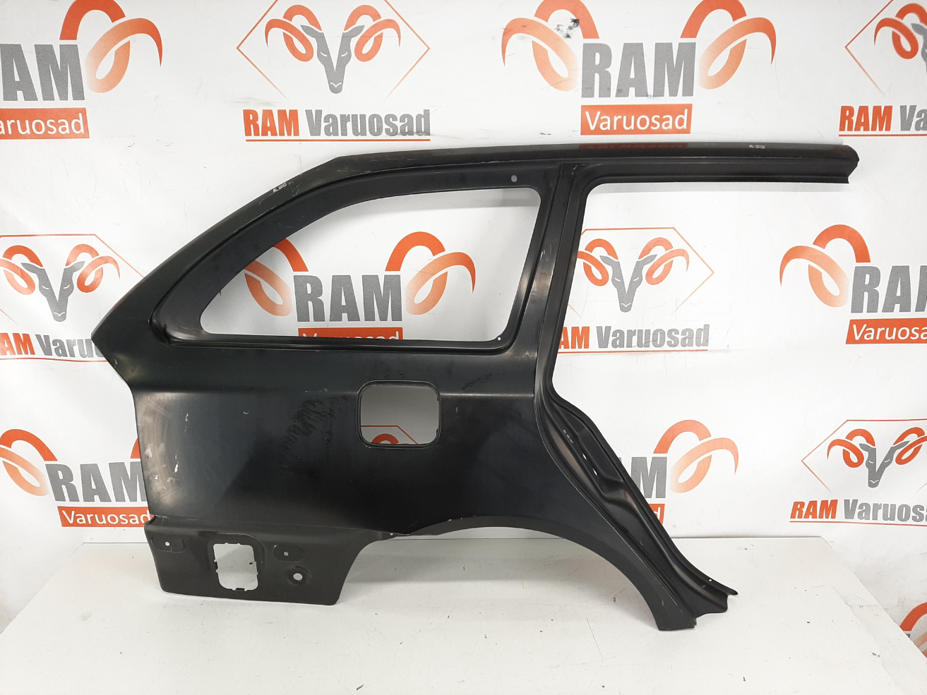 Skoda Octavia II kombi 2004–2013 tagatiib / rear fender