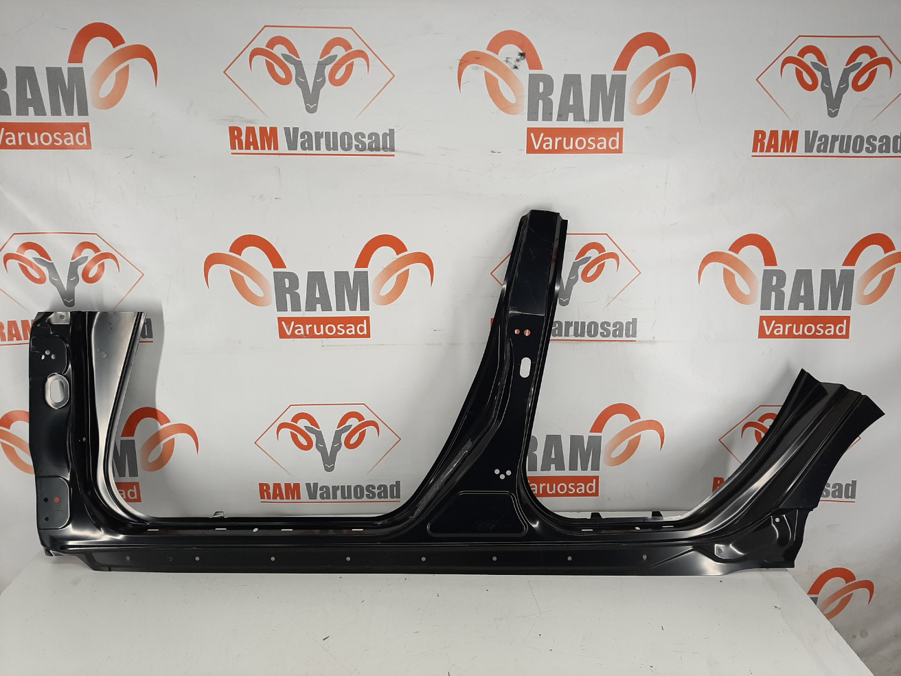 Mazda 6 GH 2007-2012 küljekarp / rockel panel