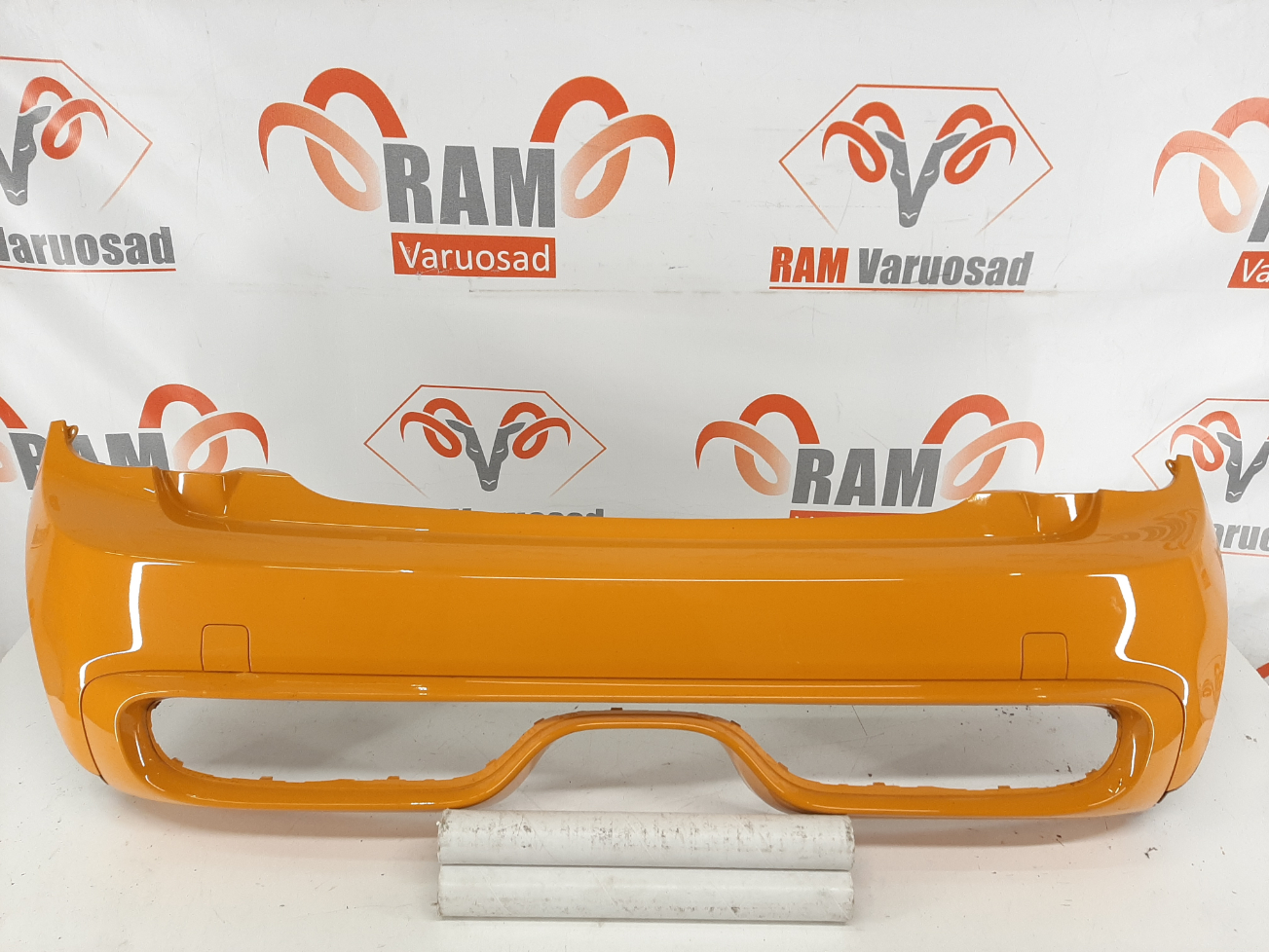 Mini Cooper F55 S 2013- tagastange/ /rear bumper