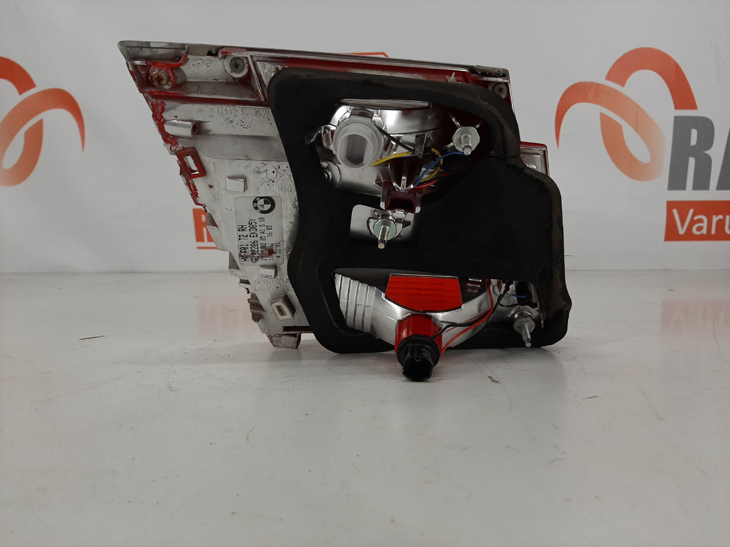 BMW 7 Series F01 2008-2013 tagatuli / rear light - pilt 2