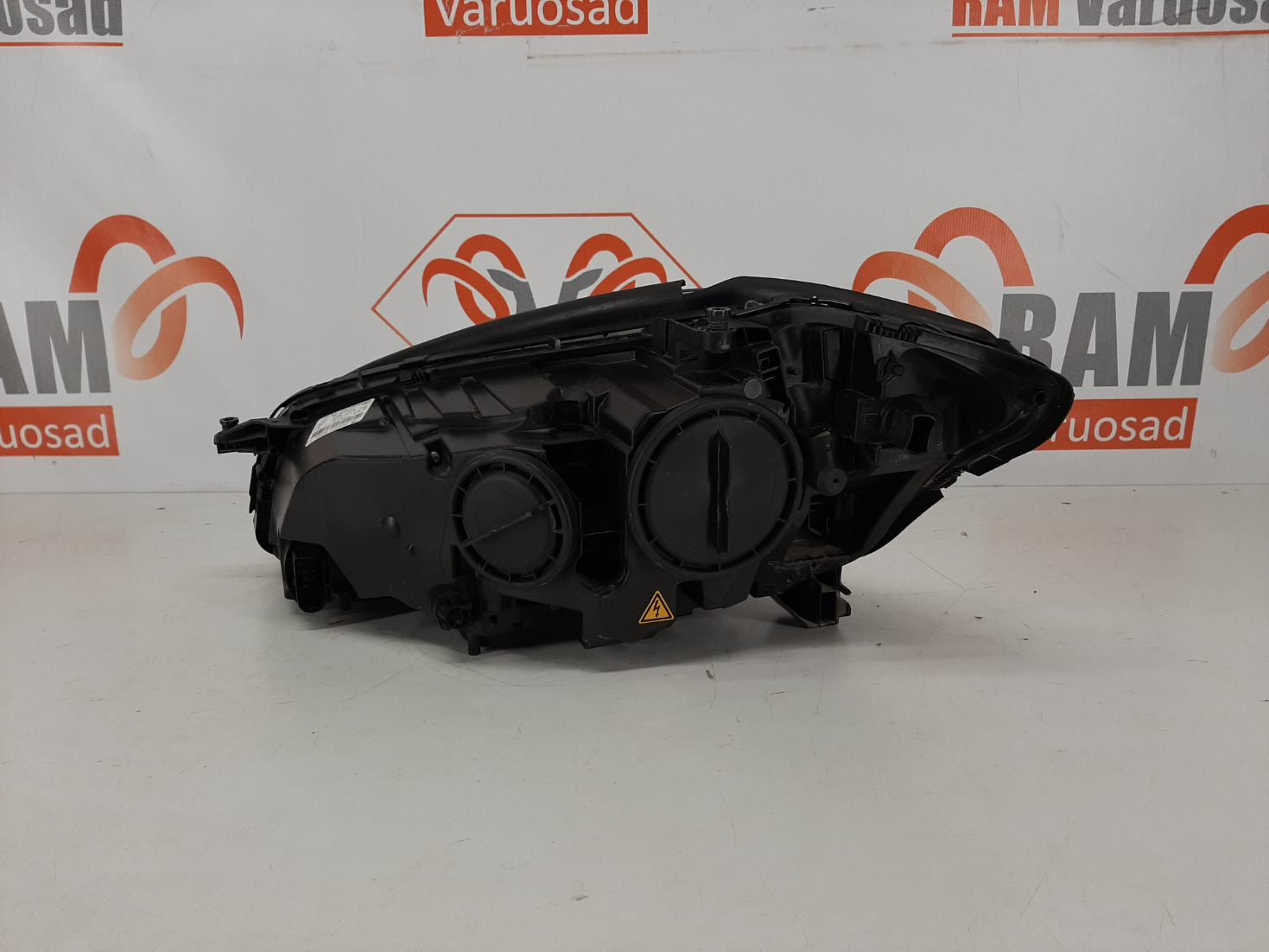 Mercedes S-class W221 2009-2013 esituli / headlight - pilt 3