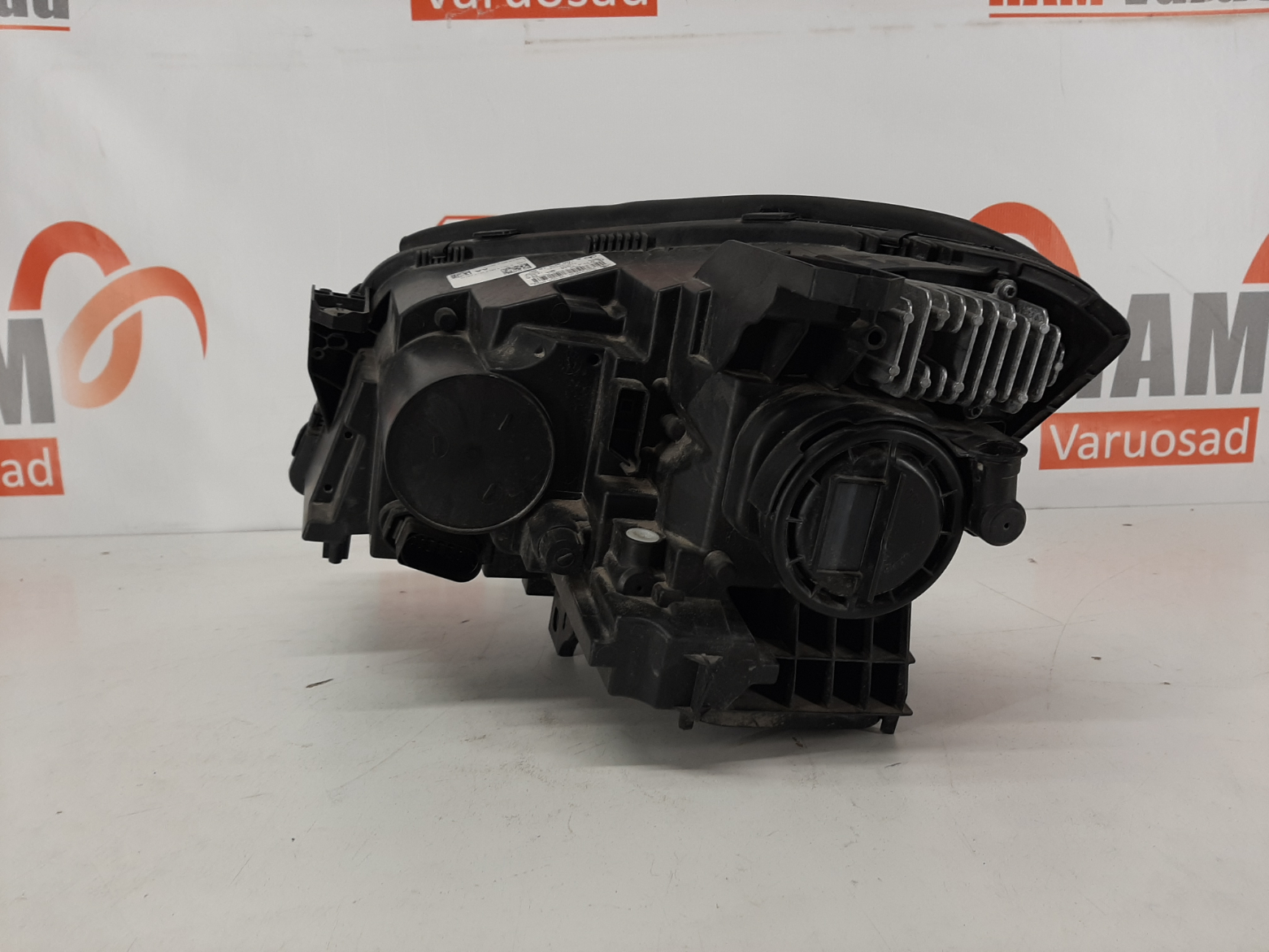 Mercedes GLA W156 2014- esituli / headlight - pilt 3