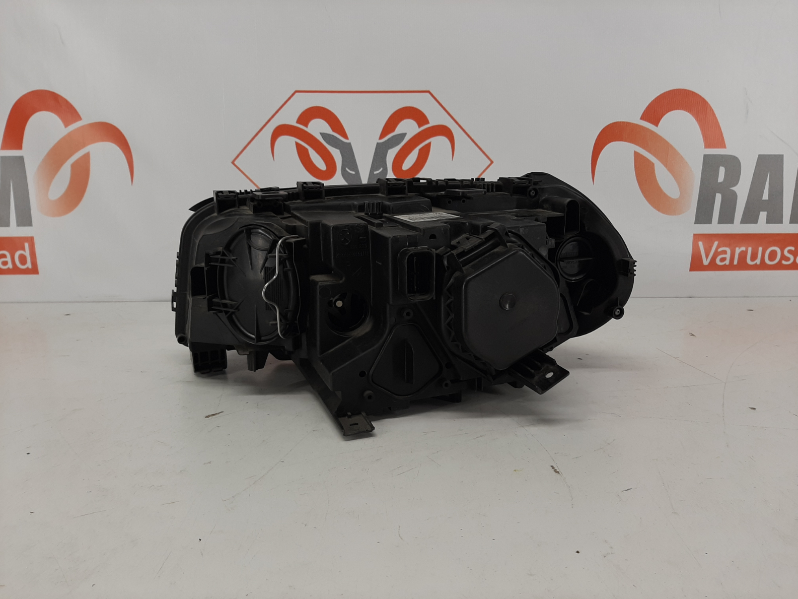 BMW X3 E83 2003-2010 esituli / headlight - pilt 3