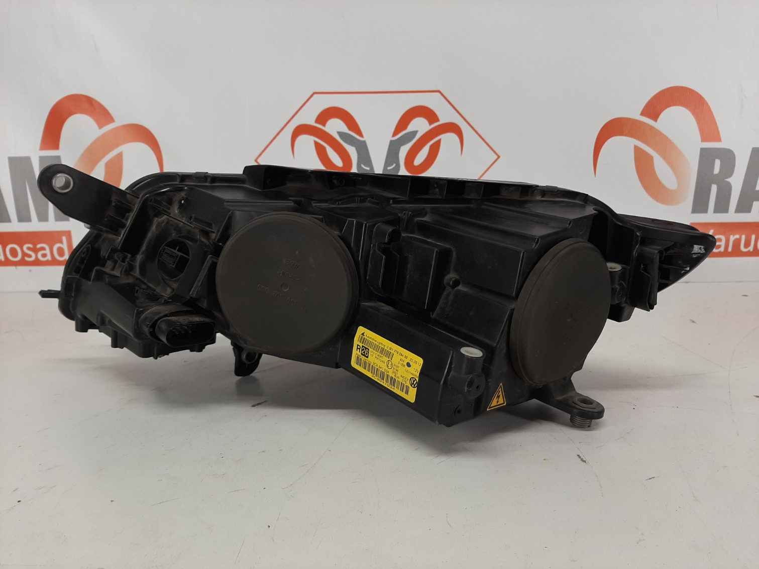 VW Passat CC FL 2012-2017 esituli / headlight - pilt 3