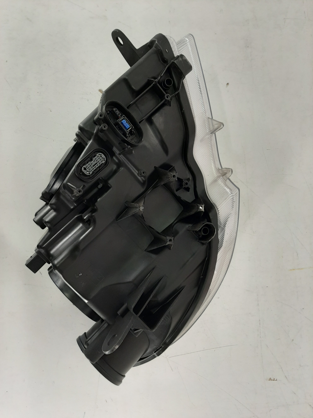Skoda Superb 2 2008-2013 esituli / headlight - pilt 4