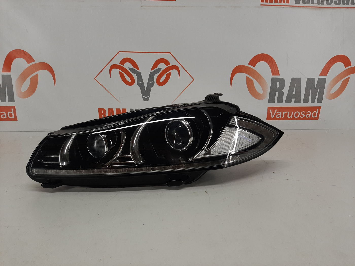 Jaguar XF 2012-2015 esituli / headlight
