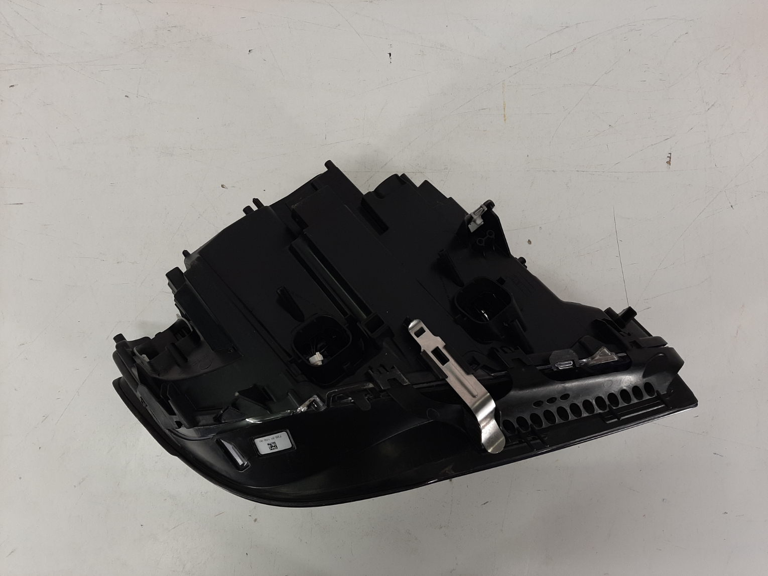 BMW 7 F01 2012-2015 esituli / headlight - pilt 4
