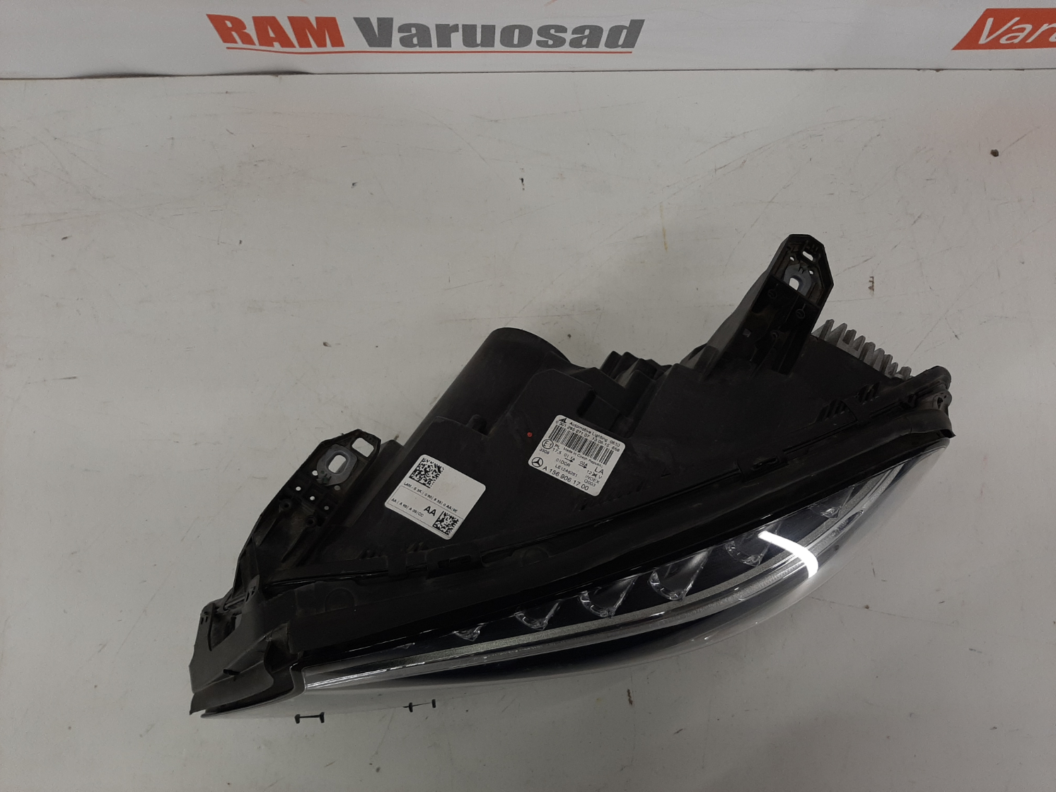 Mercedes W156 GLA 2017-2019 esituli / headlight - pilt 3