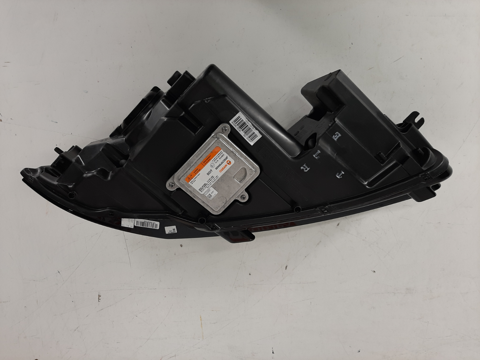 Jaguar XF 2011-2015 esituli / headlight - pilt 4
