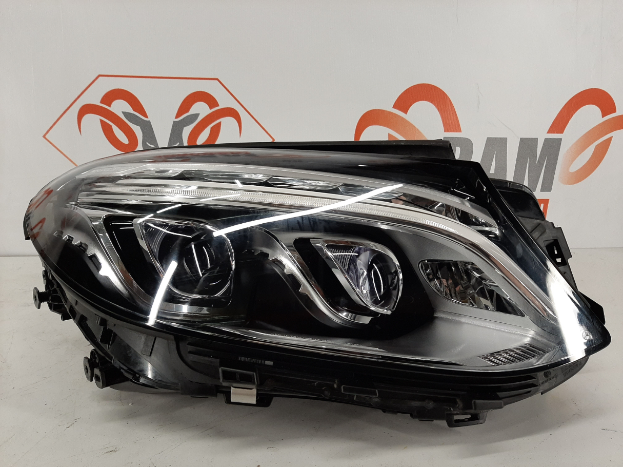 Mercedes W166 GLE 2015-2018 esituli / headlight
