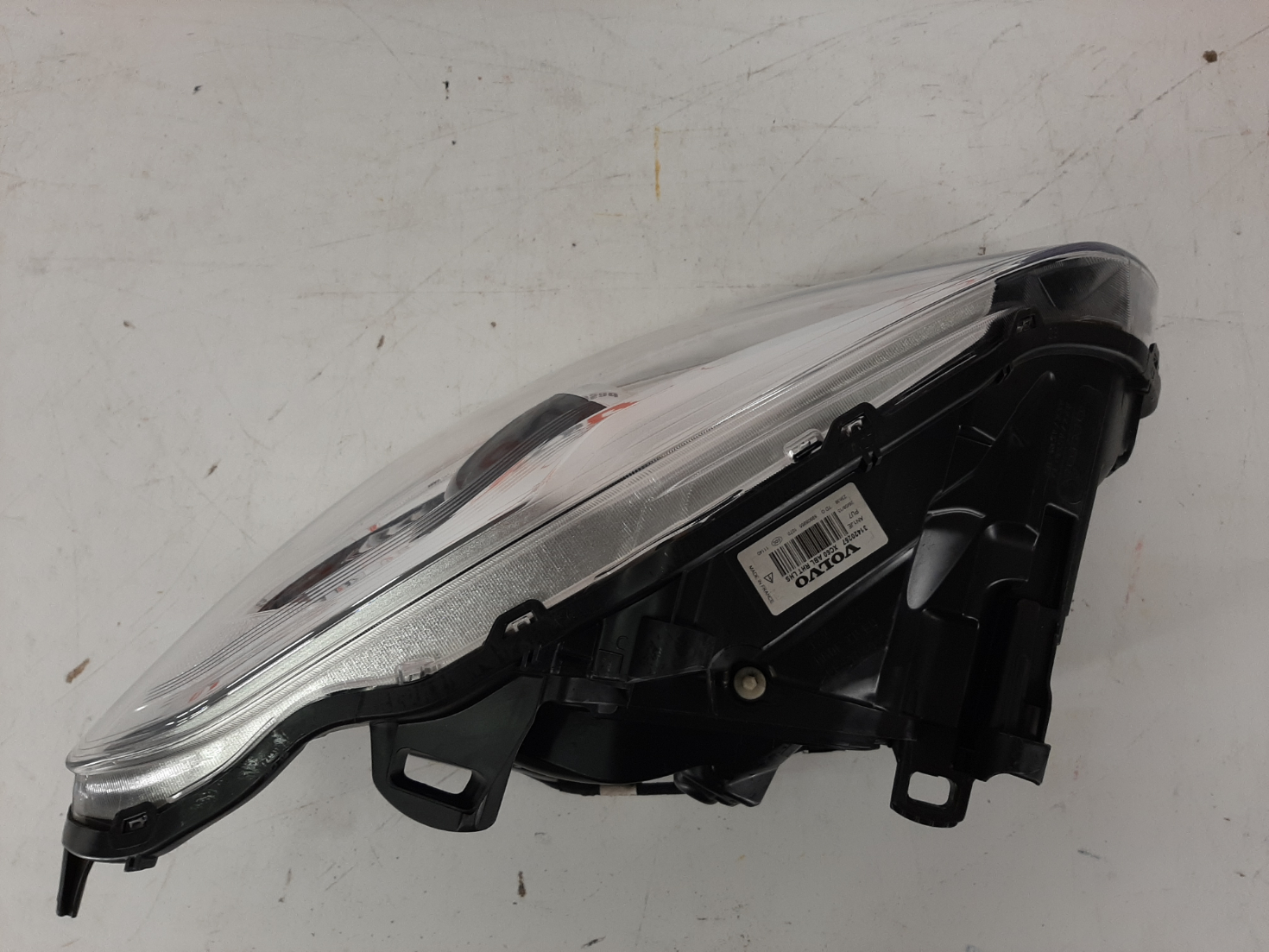 Volvo XC60 Fl 2013-2017 esituli / headlight - pilt 3