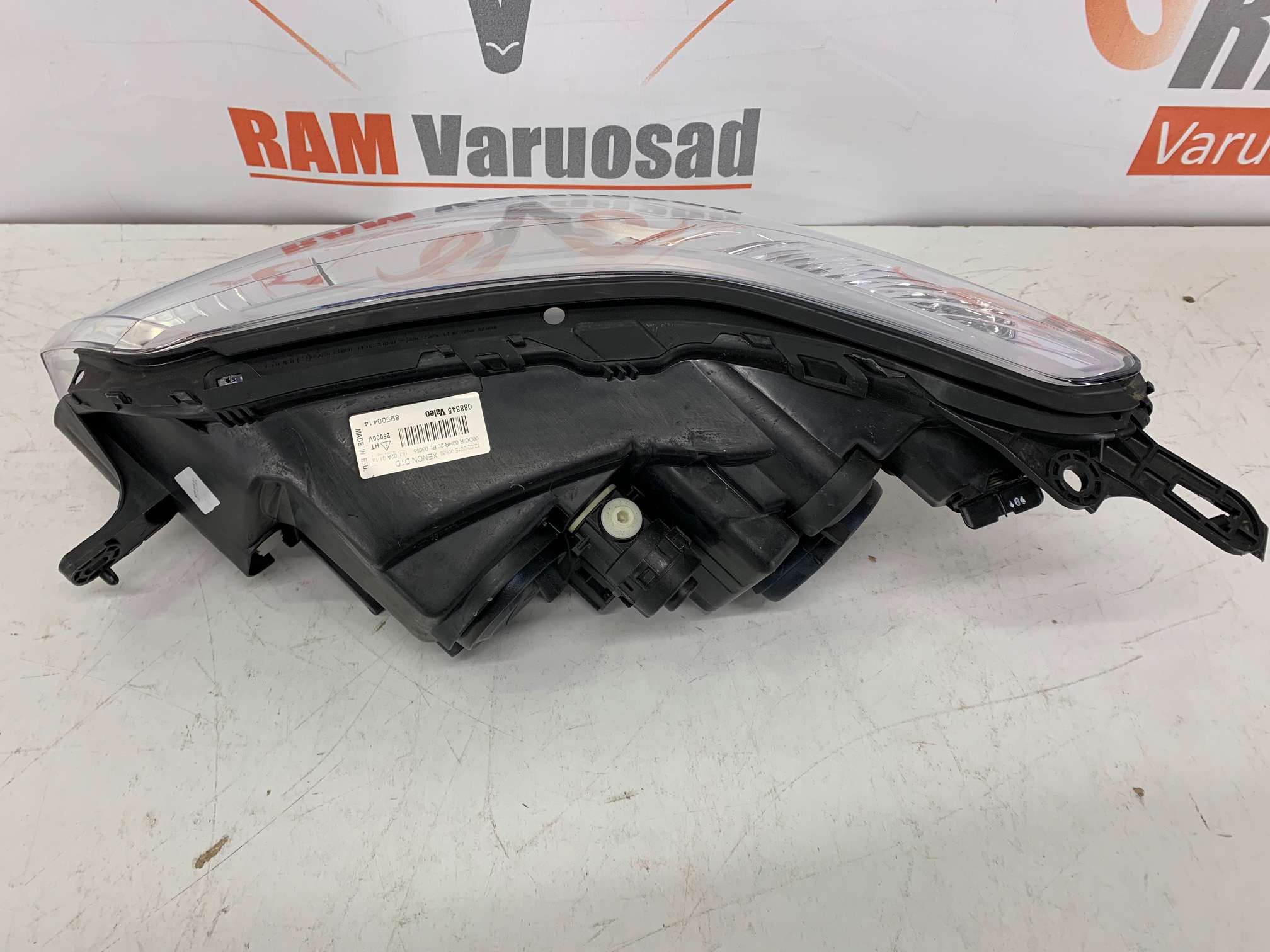 Citroen C4 , 2005-2007 esituli parem, headlight right - pilt 2