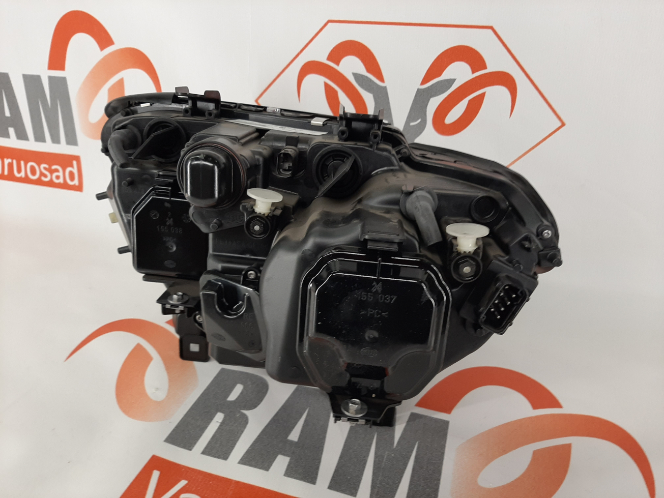 BMW E65 7 2002-2005 esituli / headlight - pilt 3