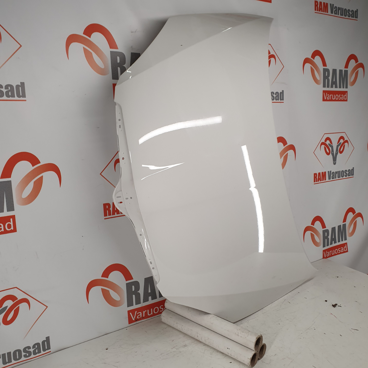 Škoda Fabia Mk2 2007-2010 kapott / hood