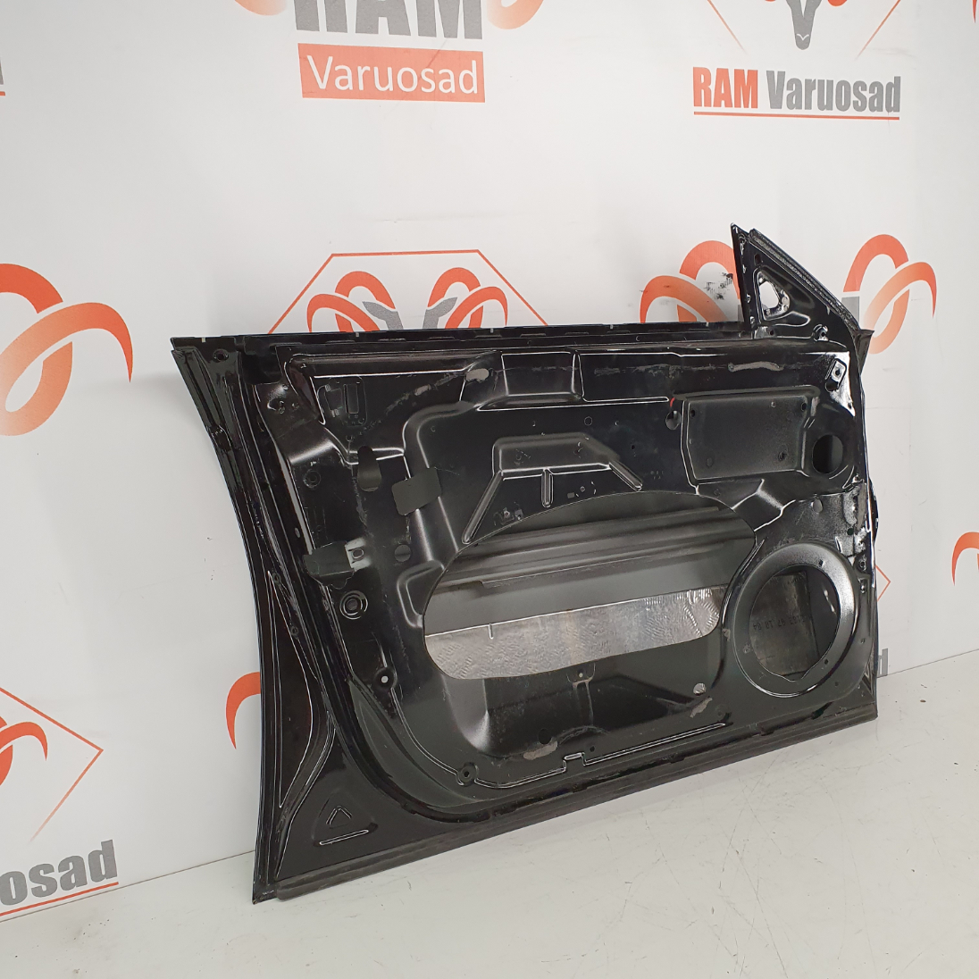 Mercedes-Benz CLS-Class W219 2004-2010 esiuks/front doo - pilt 2