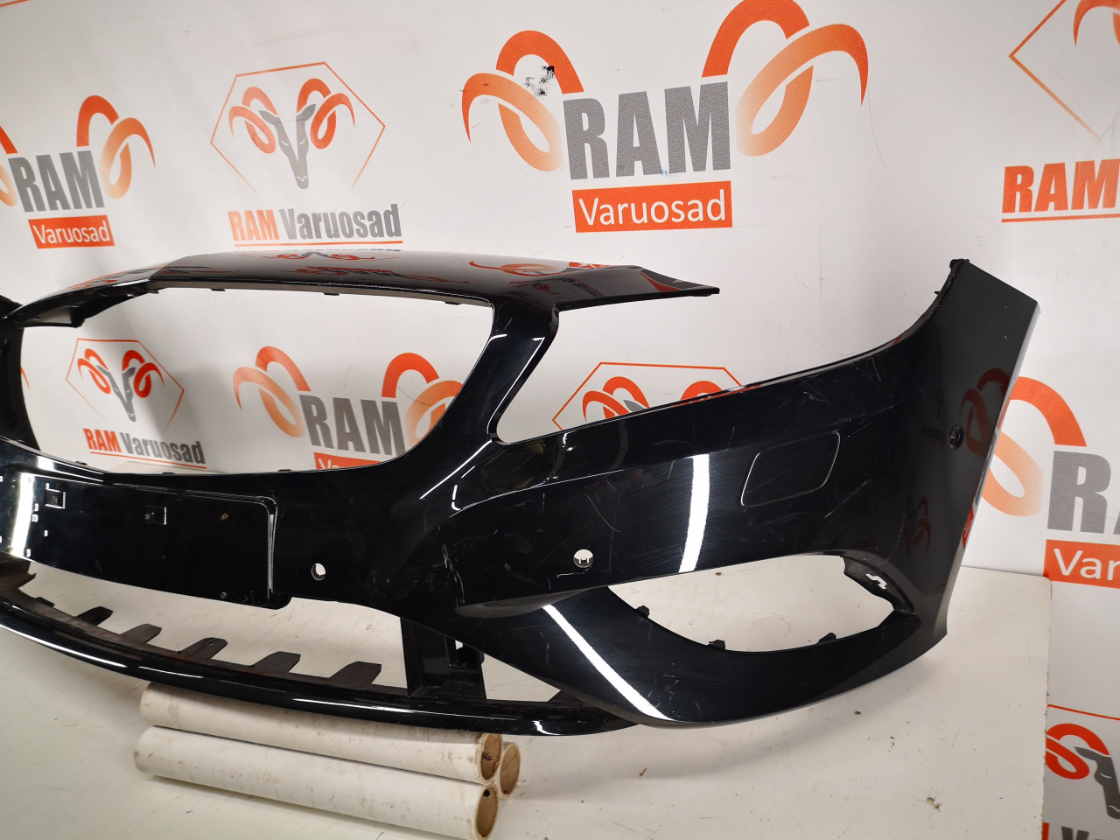 Mercedes W176 2013-2018 front bumper/esistange - pilt 3