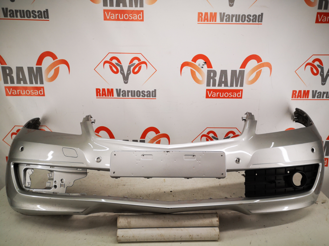 Mercedes W169 facelift 2008-2012 esistasnge/front bumper