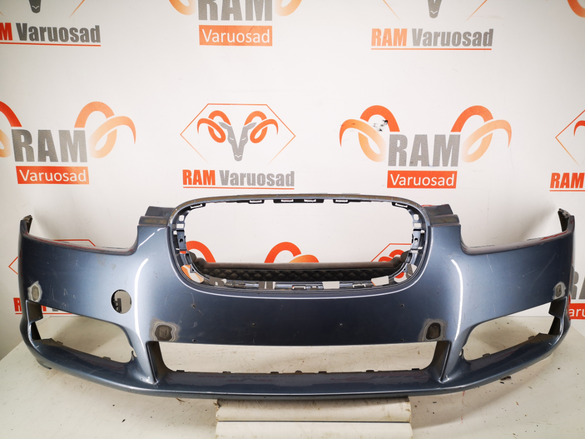 Jaguar XF 2008-2012 front bumper/esistange