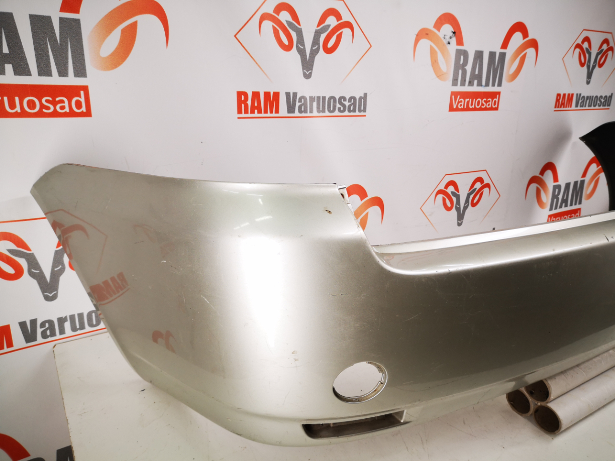 Toyota Avensis Verso 2001-2009 tagastange / rear bumper - pilt 2