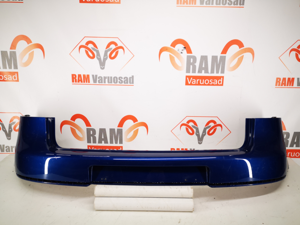 VW Golf V HB 2003-2009 tagastange / rear bumper