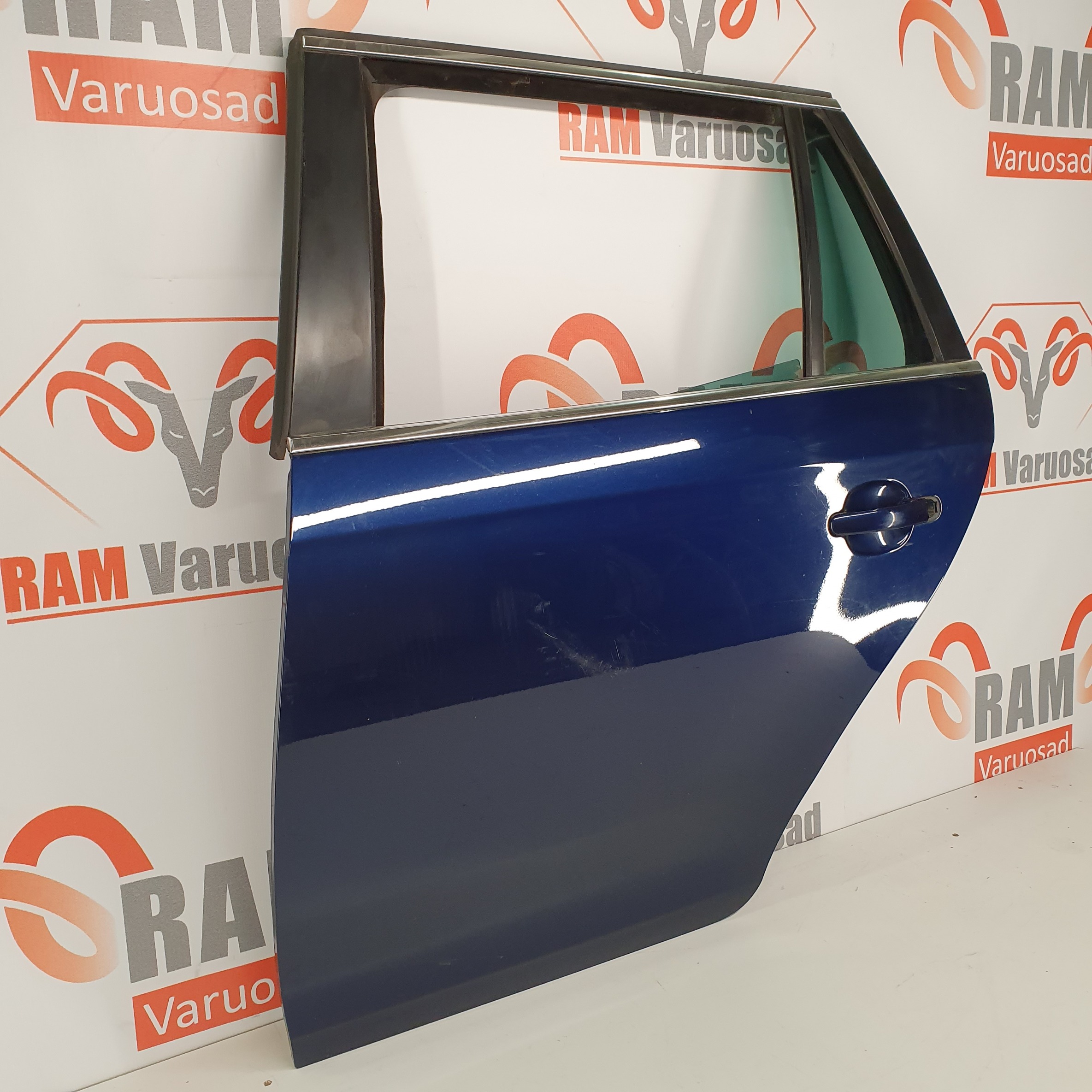 VW Golf VI kombi 2008-2013 tagauks / rear doors