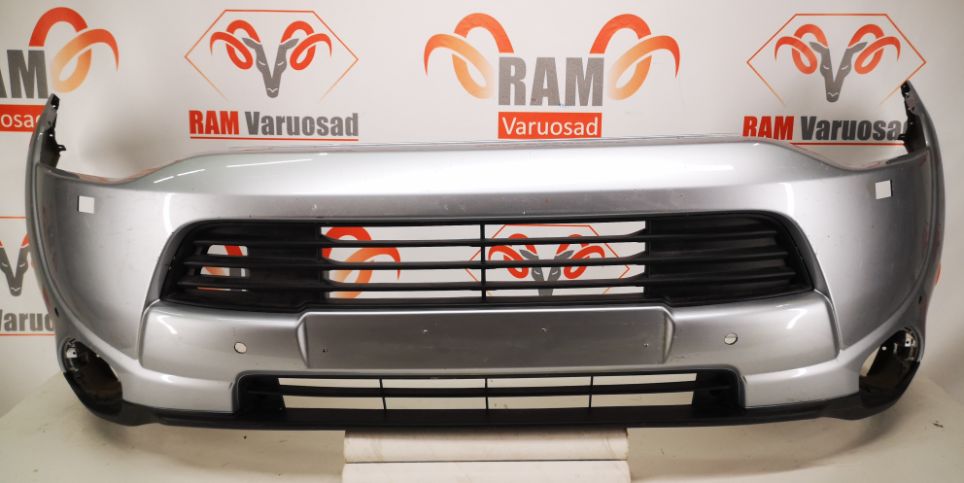 Mitsubishi Outlander 2013- esistange / front bumper