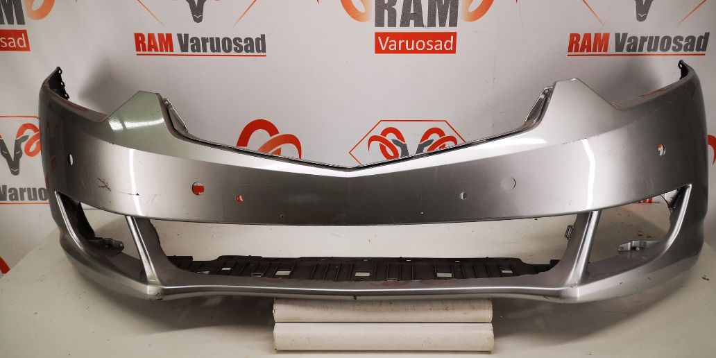 Honda Accord 2008-2011 esistange / front bumper