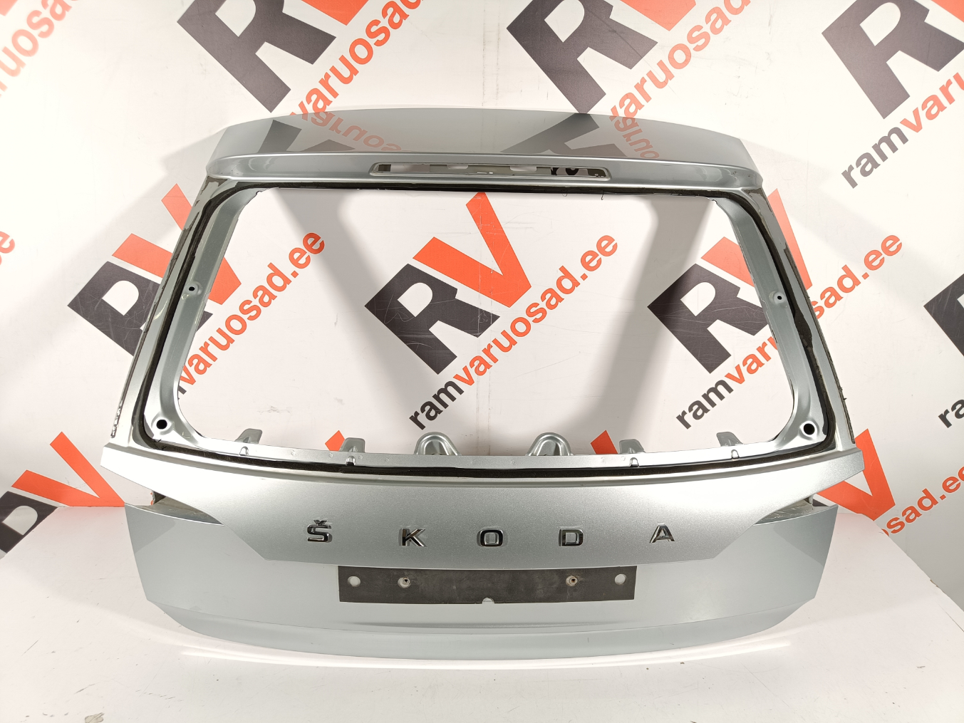 Skoda Scala tagaluuk / trunklid